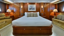 Alani boat Whitsundays